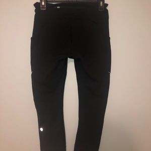 lululemon crop leggings with pocket- size 8